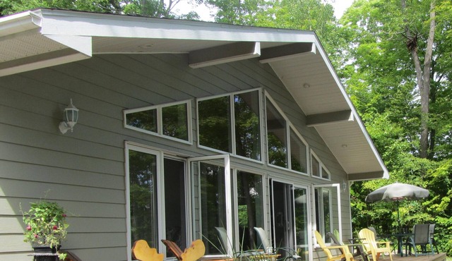 Bobs Lake 3 bedroom Cottage