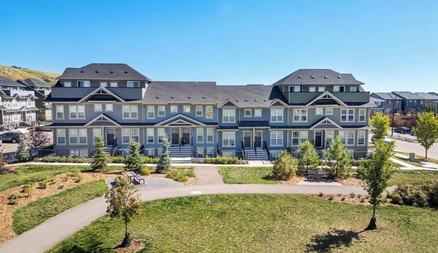 Boho Retreat | Cozy | Pets | Bow River | Cranston