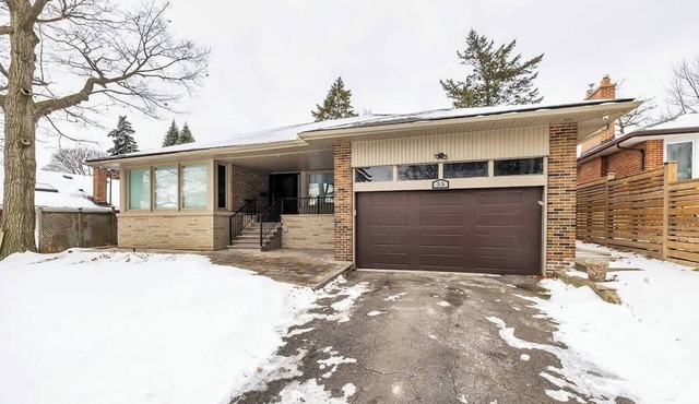 Boutique House in Etobicoke, On