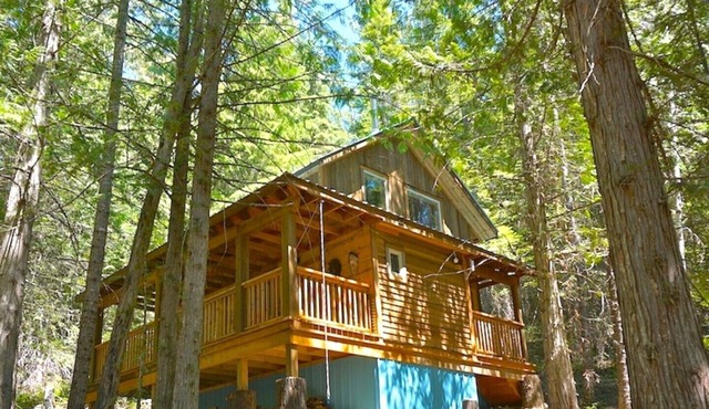 Boutique Mountain Lodge, 4 cabins, 20 km South of Nelson