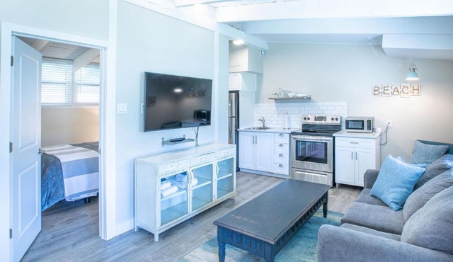 Boutique Suite #6