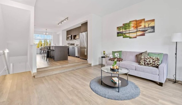 Brand New 4BD Modern Townhouse!