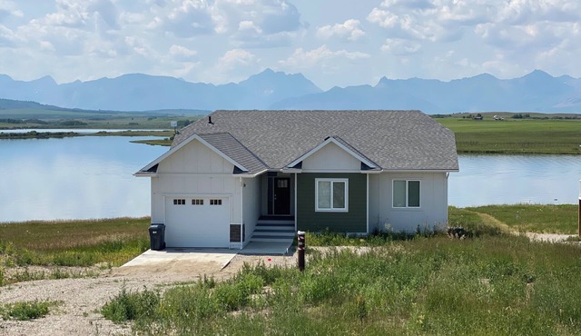 Brand new beautiful home with best view outside of Waterton Park. LOWER suite.