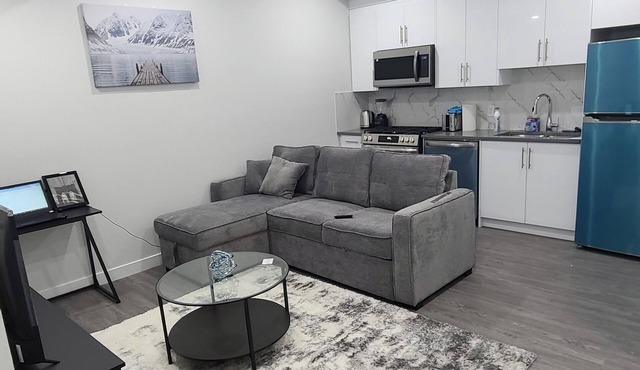 Brand New Cozy Luxury Suite with Modern Amenities and Prime Location