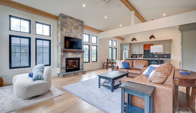 Brand New! Ledge View Lodges Luxury White Mountain Retreat in Bartlett