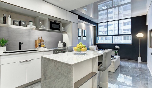 Bright Apartment with All Amenities
