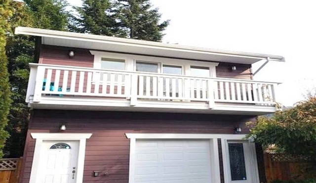 Bright, Beautiful Guesthouse in Sunny Brackendale
