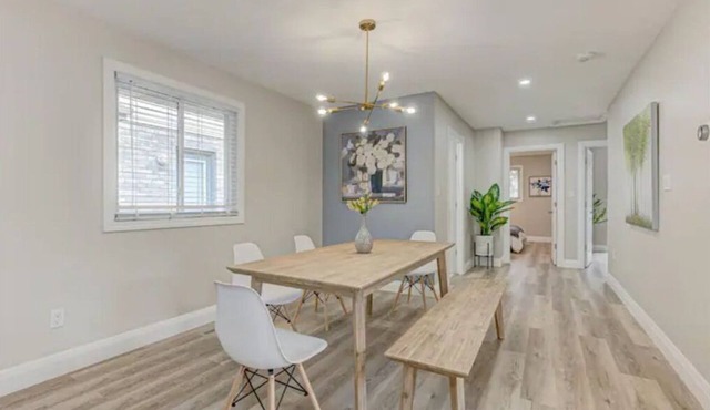 Bright, desired 3BR & Work stations, 2 Ba, & parking, close to UWO & hospitals