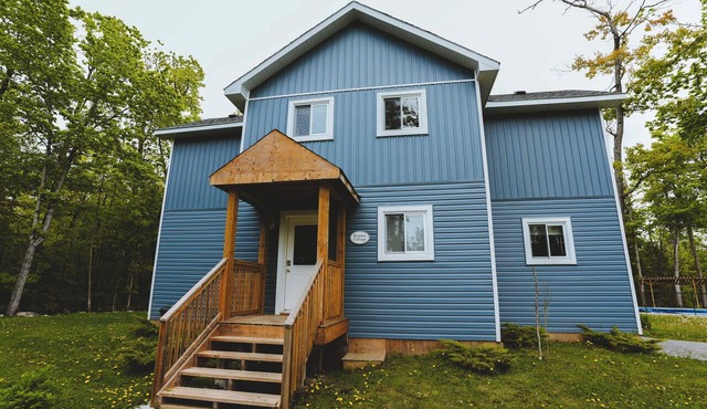 Brookie Cottage - 4-Bedroom - Family Friendly