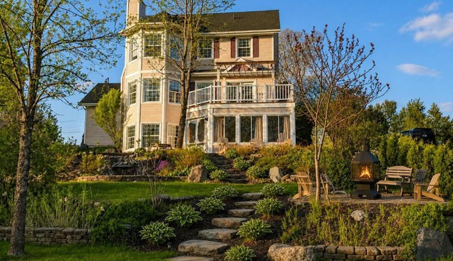 Villa Maloha- Vue Panoramique & Accès au lac in Sainte-Germaine-du-Lac-Etchemin