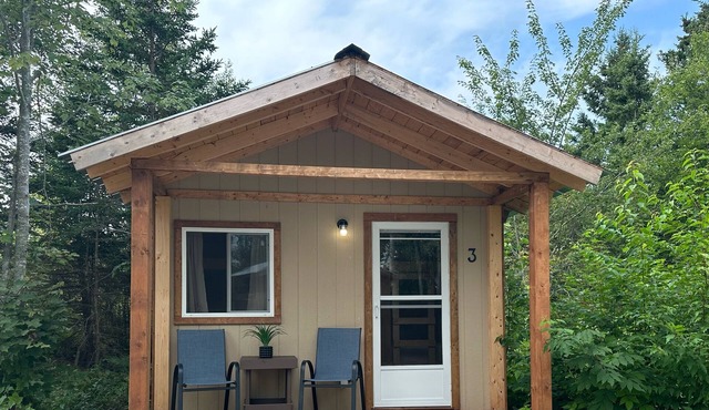 Cabin #3 centrally located to beaches, golfing and the Confederation Trail!