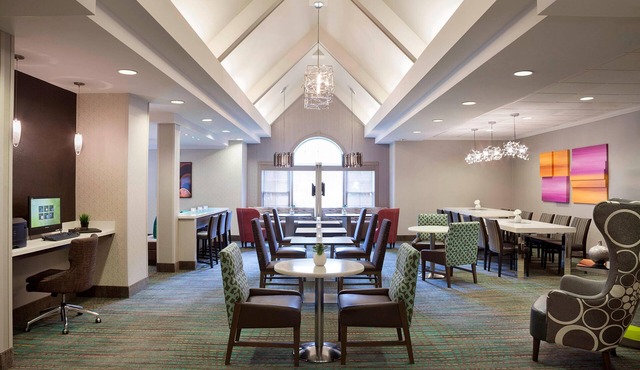 Cambridge Suites Mississauga