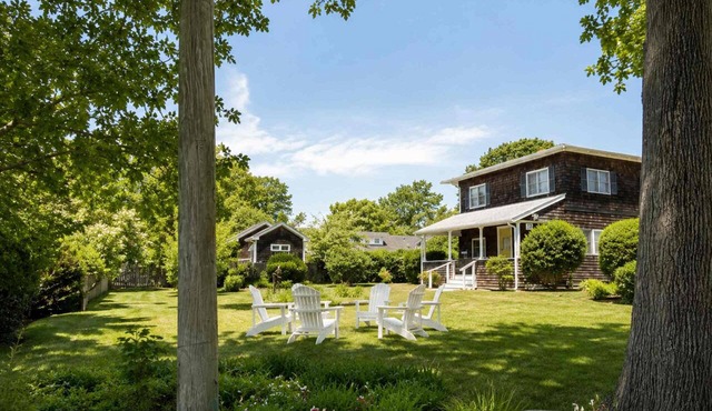 Camp Coronado- Classic Summer House in the Village of Jamestown in Jamestown