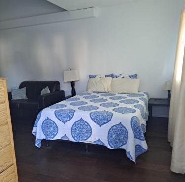 Campbellford Studio Apt 4