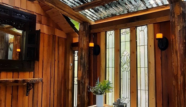 Camping/Glamping in the Shuswap- Private .25 acre minutes from the lake.