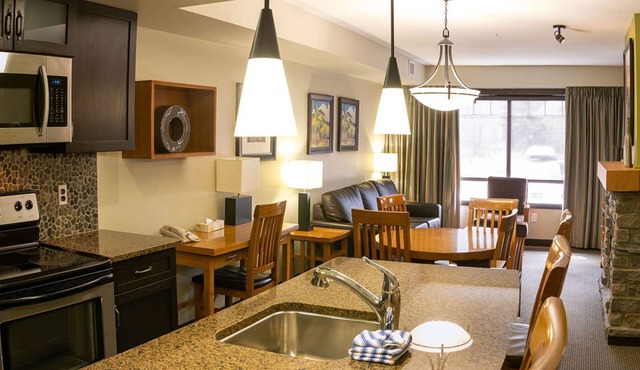 Canmore - Copperstone - 1 Bedroom + Den