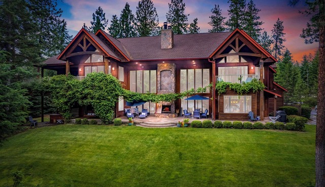 CDAs Finest Secluded Waterfront Estate 7000 Sq ft 5 Forested Acres-Close to town in Post Falls