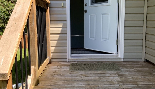 Central island location minutes to Charlottetown