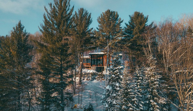 Chalet Kabana Spa (lakefront)