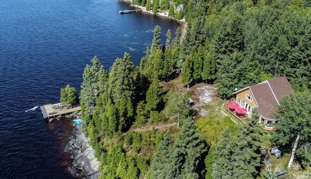 Chalet avec spa au bord du Lac-Saint-Jean #306268
