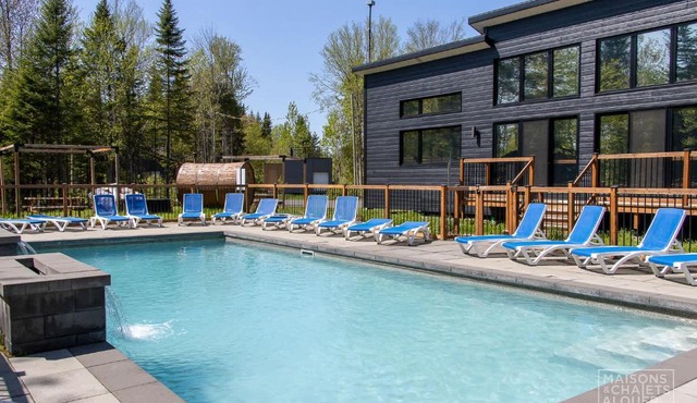 Chalet Beaulieu - Spa - Piscine - Sauna - Billard