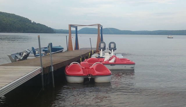 Chalet, fully equipped.1min to lac aux sables.
