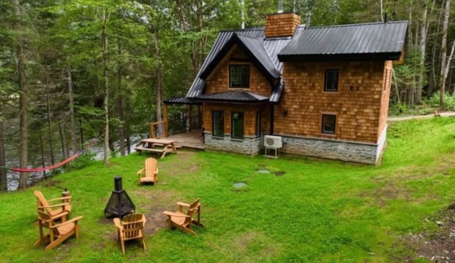 Chalet Lynx
