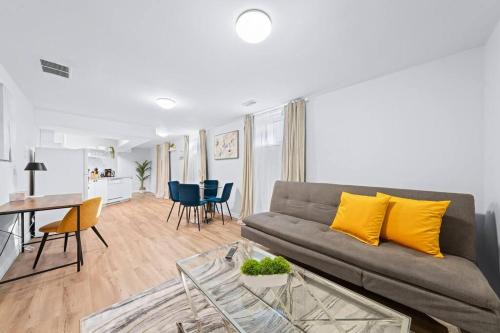 Charming 1-bed basement, Wi-Fi