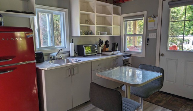 Charming 1-bedroom cabin in South River