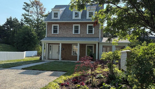 Charming 3-bedroom exclusive house with WiFi, AC in serene Chester