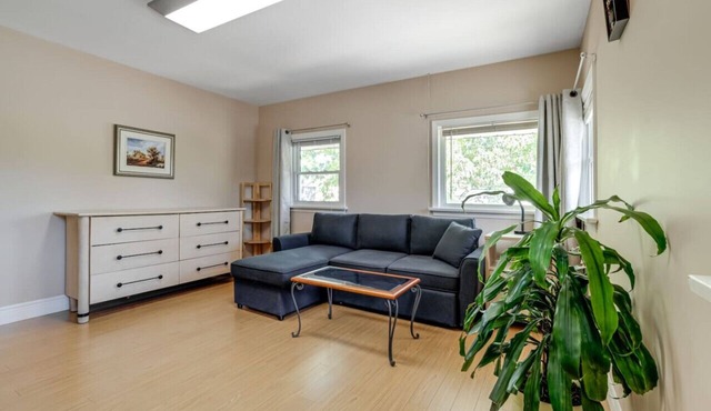 Charming 3BR Home in Quiet Kitchener Neighborhood