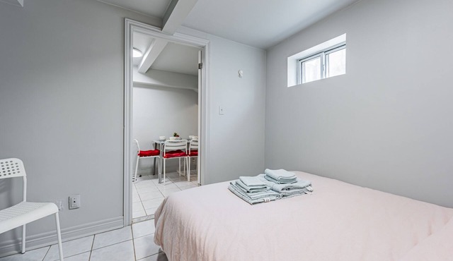 Cheerful 1-bedroom 1-living-room walkout basement