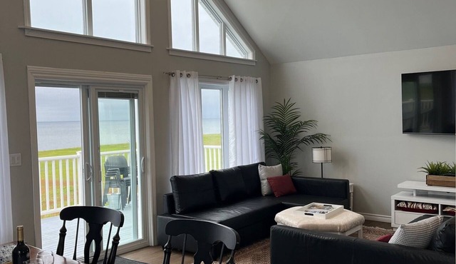 Chelton Oceanfront Cottage