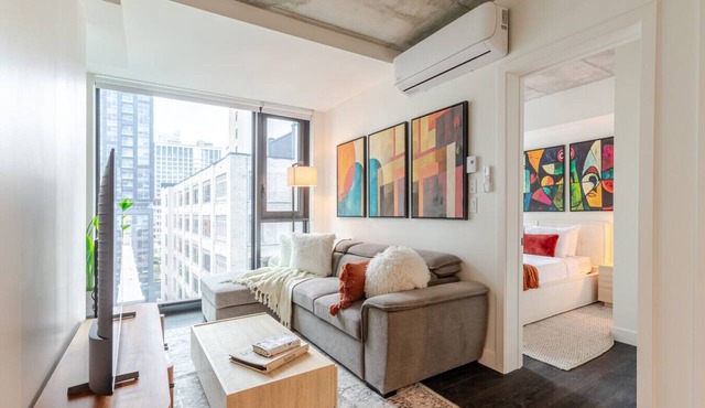 City Luxe Stay | Free Parking & Pool