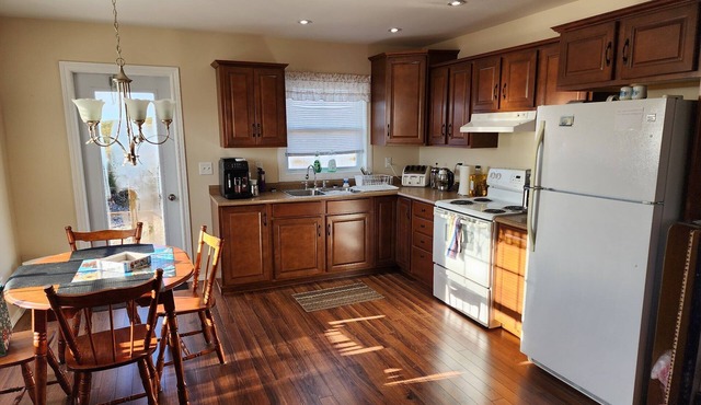 Come home to this beautiful,spacious and relaxing 3 bedroom home in Arnold's Cove
