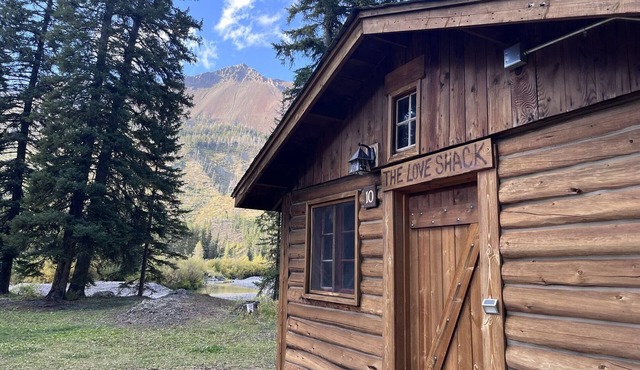 Comfortable Cabin next to Yellowstone National Park in Silver Gate