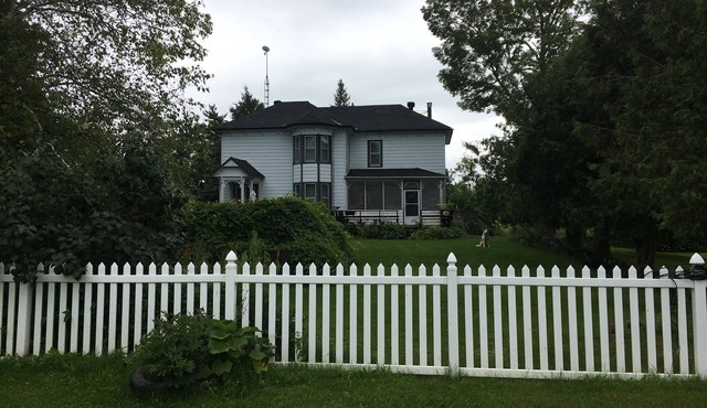 country home with pool located in the heart of Rideau Lakes