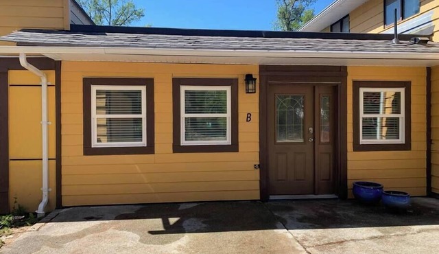 Country studio pet friendly