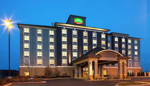 Courtyard by Marriott London