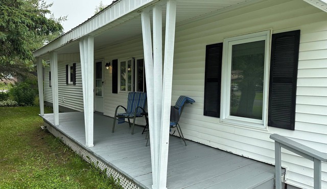 Cozy 2-bedroom home in Van Buren with easy trail access and garage!