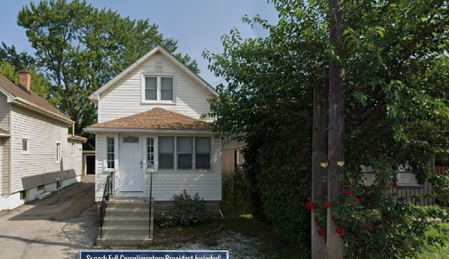 Cozy 3 Bedroom Hideaway Cottage Minutes From The Falls & Complimentary Breakfast