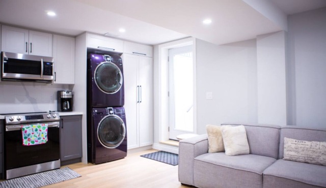 Cozy and Private Basement apartment/Ideal for Relaxation or Work