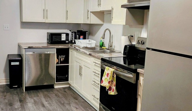 Cozy Brockville Getaway | Walk to River, Dining & Downtown