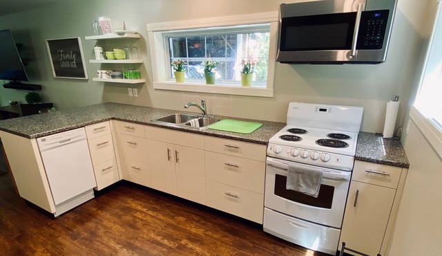 Cozy Converted Barn near Butchart Gardens