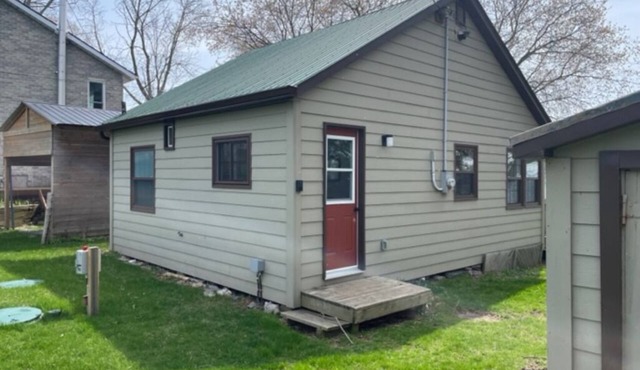 Cozy Cottage with all the amenities on Lake Ontario