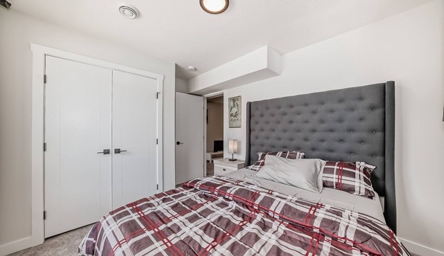 Cozy Guest Suit