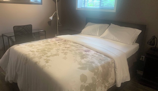 Cozy Luxury in peaceful Caledonia, 13 minutes away from Hamilton Airport