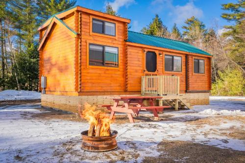Cozy ski cabin #4 W/Bunk Room, 5 beds
