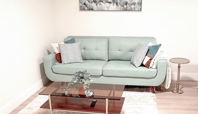 Cozy Suite in Brand New 2024 Home