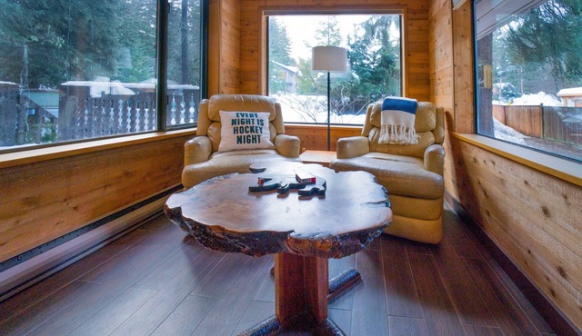 Curtisy Cottage - A perfect Family Friendly Whistler Experience